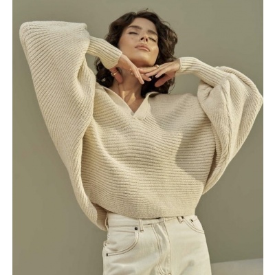 Foto van CROP KNIT BIG COLLAR *IN GREEN & BEIGE