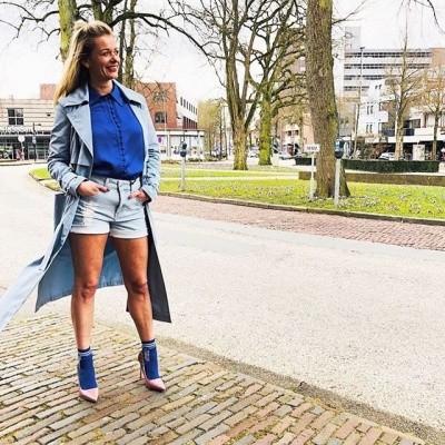 Foto van Drykorn trenchcoat light blue