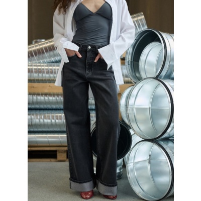 Foto van GESTUZ SARA JEANS