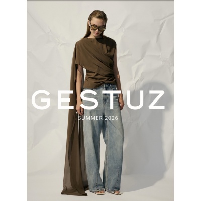 Foto van GESTUZ DARLY BLOUSE TOP