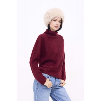 Foto van SOFT TURTLENECK SWEATER WOOL&CASHMERE BLEND *IN BROWN & BORDEAUX