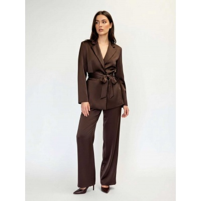 Foto van SUIT/PAK SATIN BROWN 