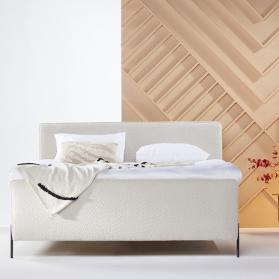 Eastborn boxspring Plum