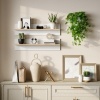 Afbeelding van HOMCOM Set van 2 Zwevende Wandplanken, Wit en Natuurhout, 80 x 16,5 x 20 cm