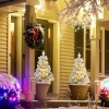 Afbeelding van HOMCOM Kunststof Kerstboom Groen/Wit 55L x 55B x 107H cm