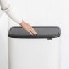 Afbeelding van Brabantia Bo Touch Bin Hi Prullenbak - 60 liter - 1 vak - Wit