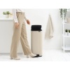 Afbeelding van Brabantia Bo Pedaalemmer - 30 liter - Zacht Beige