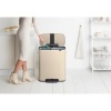 Afbeelding van Brabantia Bo Prullenbak - 2 x 30 liter - Afvalscheiding - Zacht Beige