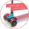 Afbeelding van Chillafish Kinderstep 3 Jaar - Blauw Rood - Lichtgewicht met LED wielen en afneembaar stuur