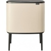 Afbeelding van Brabantia Bo Touch Bin Prullenbak - 11 + 23 liter - Afvalscheiding - Zacht Beige
