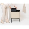Afbeelding van Brabantia Bo Touch Bin Prullenbak - 11 + 23 liter - Afvalscheiding - Zacht Beige