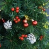 Afbeelding van HOMCOM Kunststof Kerstboom met Metaal Ø33 x 75H cm Groen