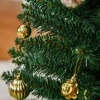 Afbeelding van HOMCOM Kerstboom 390 takken met kunststof standaard groen 830-182