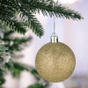 Afbeelding van Set van 100 kerstballen - plastic - mat en glanzend - met glitters - 10 ontwerpen - champagne