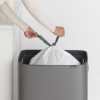 Afbeelding van Brabantia Bo Touch Bin Prullenbak - 60 liter - 1 vak - Platina