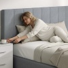 Afbeelding van Homcom Hoofdbord van Polyester en Metaal - 160L x 10B x 106-126H cm - Grijs