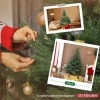Afbeelding van HOMCOM Kunststof Kerstboom met Metaal, 130L x 130B x 180H cm, Groen