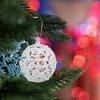 Afbeelding van Set van 50 onbreekbare kerstballen - plastic - wit - ∅ 3, 4 & 6 cm