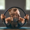 Afbeelding van Bluefinity Pilatesring zwart, dubbele handgrepen, met oefeningen, Ø 37cm