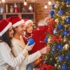 Afbeelding van Kerstballen set van 110 met slinger - onbreekbaar plastic - blauw