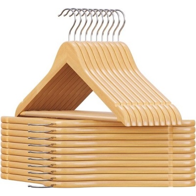 Foto van SONGMICS - Houten kledinghangers - set van 20 - antislip, draaibare haak, natuurlijke kleur