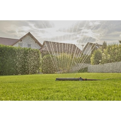 Foto van GARDENA Aquazoom L Zwenksproeier - Tuinsproeier voor 29-350m²