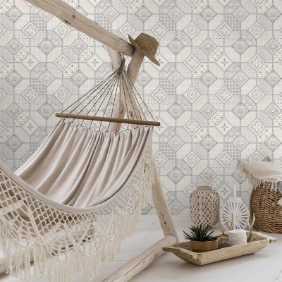 Foto van Vintage tegellook behang voor keuken en slaapkamer, landhuisstijl in wit en grijs