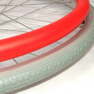 Hoepelovertrek ROOD voor 24 inch rolstoelwiel (per stuk) Hoepelovertrek ROOD voor 24 inch rolstoelwiel (per stuk)