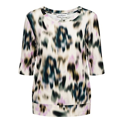 &Co Woman top Lucille faded flower - Khaki multi Foto van &Co Woman top Lucille faded flower - Khaki multi