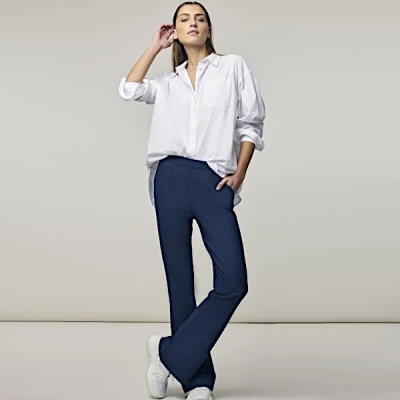 Corel broek Boa Flare uni - 56 Marine Foto van Corel broek Boa Flare uni - 56 Marine