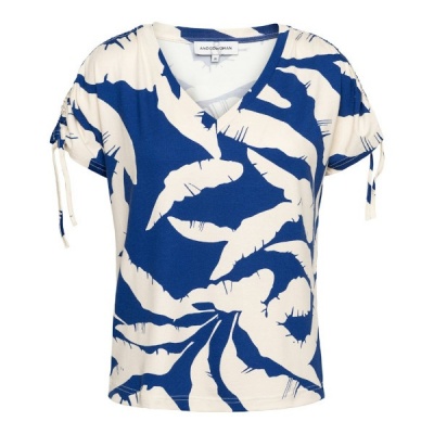 &Co Women top Viana multi leaf - Cobalt Foto van &Co Women top Viana multi leaf - Cobalt