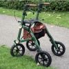 Afbeelding van Trive | All Terrain Rollator | Groen | inclusief rugleuning en tas en stokhouder