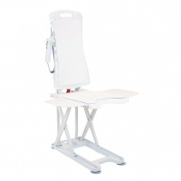 Badlift | Bellavita Nova | Classic wit bekleding | Drive DeVilbiss Healthcare 