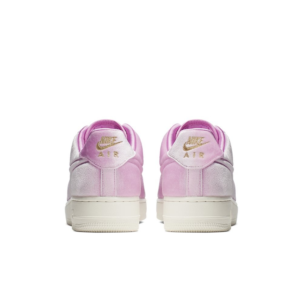 Afbeelding van Nike Air Force 1 '07 Premium 3 Pink
