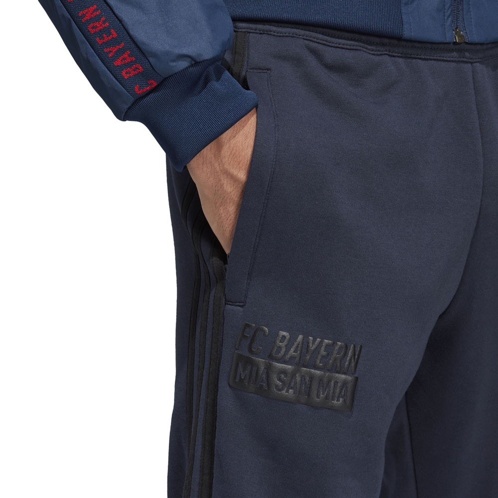 Afbeelding van FC Bayern München Seasonal Special Sweatset