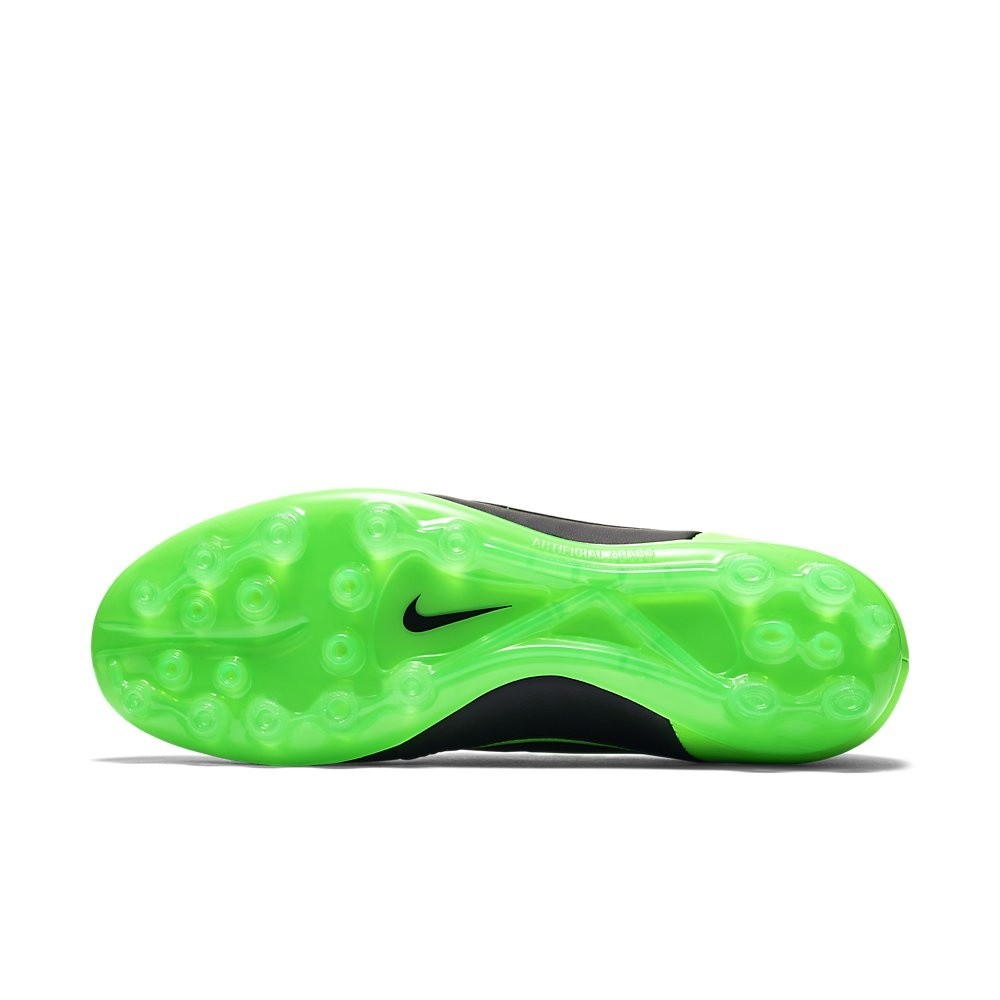 Afbeelding van Nike Tiempo Legend V AG-R