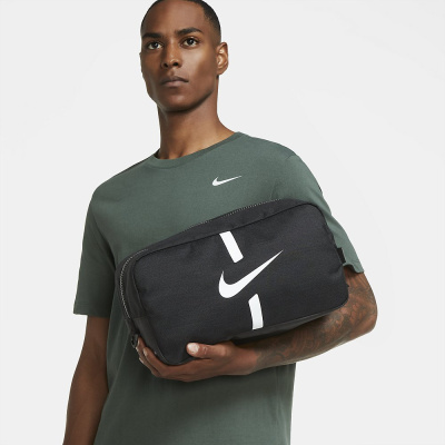 Foto van Nike Academy Schoenentas
