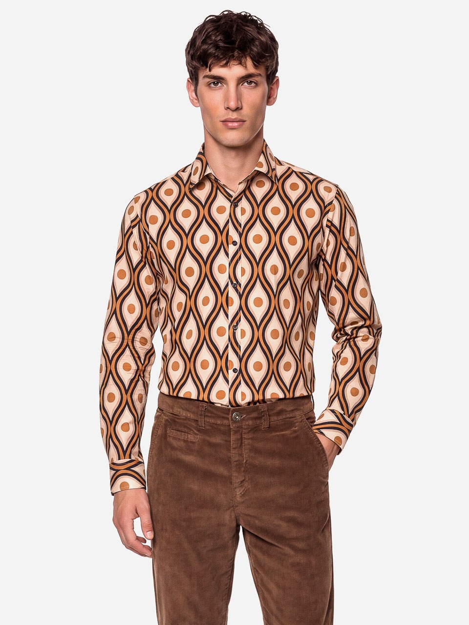 ATO Berlin | Soepel overhemd Tamuza met Cognac Beige retro patroon, biokatoen ATO Berlin | Soepel overhemd Tamuza met Cognac Beige retro patroon, biokatoen