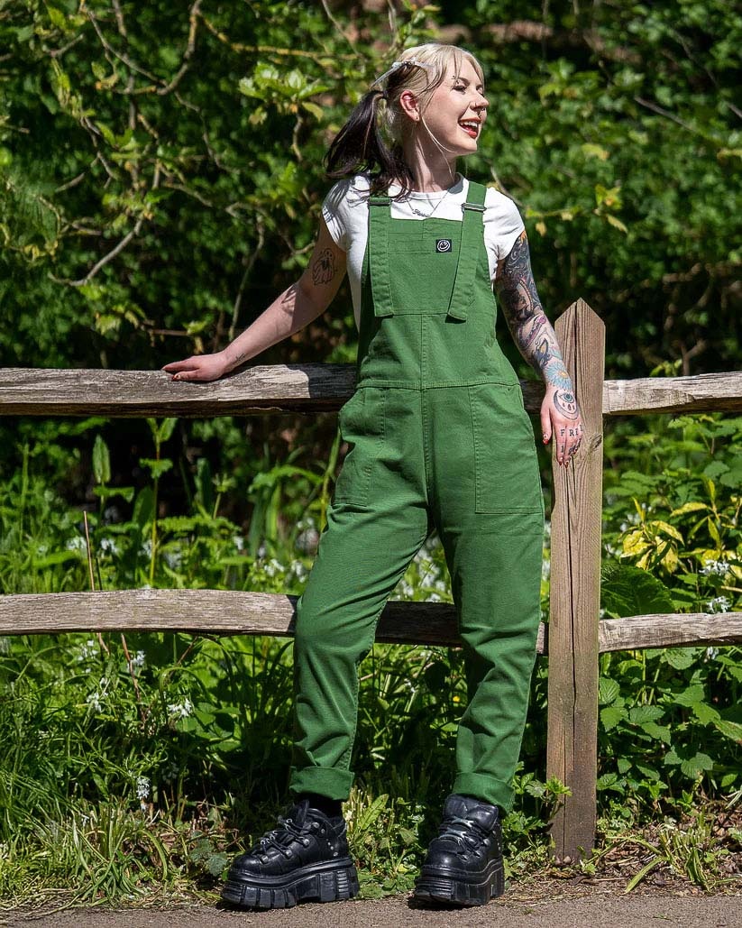 Rebel Romance | Tuinbroek effen groen van stretch katoen