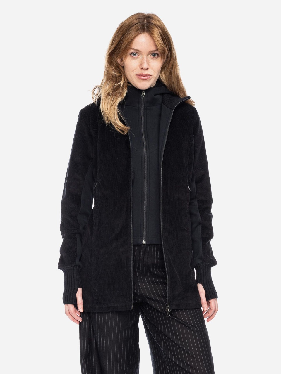 ATO Berlin | Jas Lulu met dubbel voorpand, capuchon van zwarte ribcord