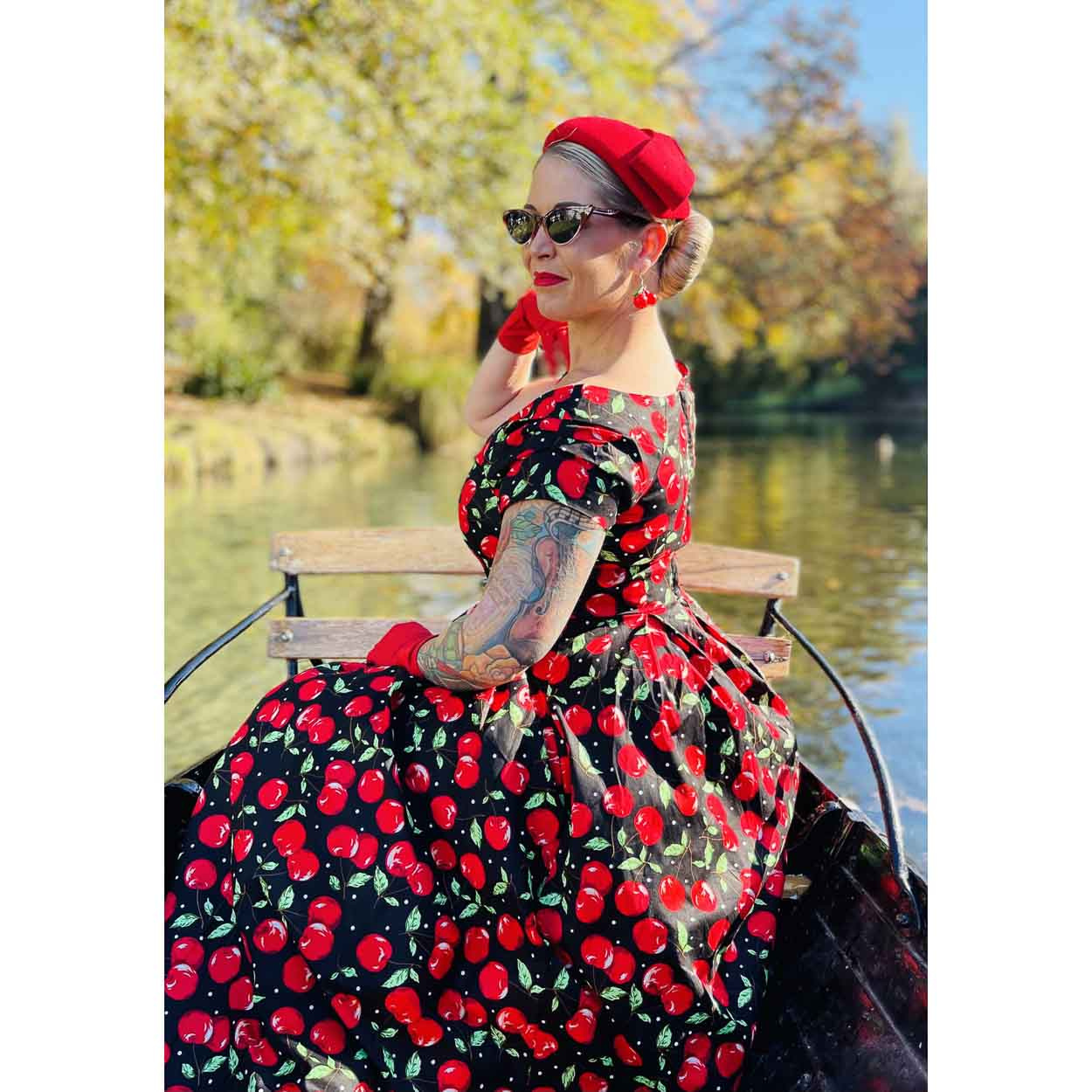 Dolly and Dotty | Jurk Lily Cherry off shoulder Swing jurk