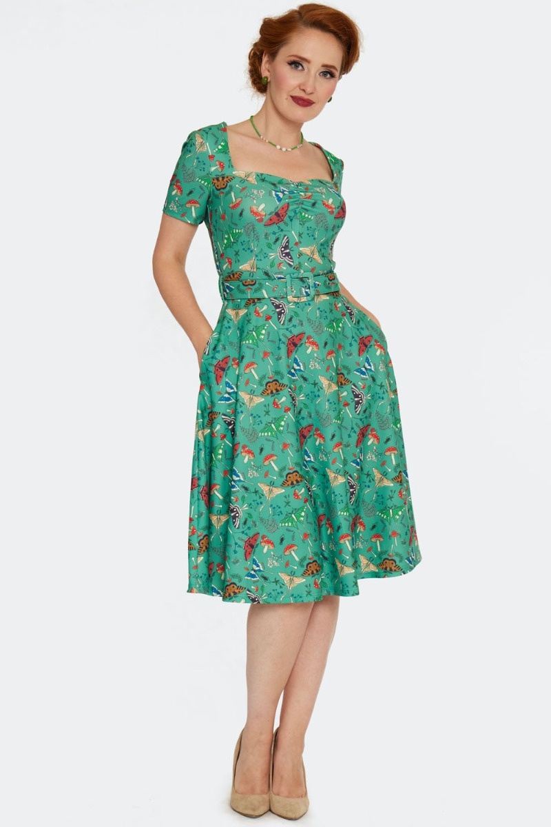 Voodoo Vixen | Groene jaren '60 Retro jurk met vlinders en paddenstoelen print