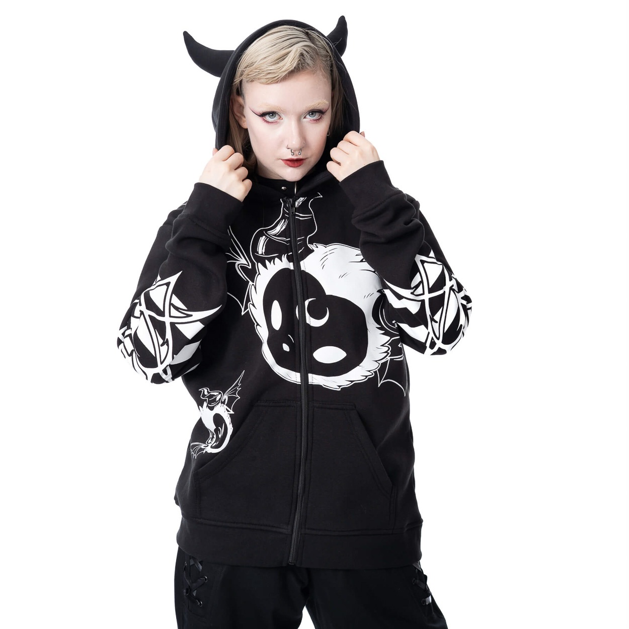 Heartless | Lost demon hoody, met gehoornde capuchon Heartless | Lost demon hoody, met gehoornde capuchon