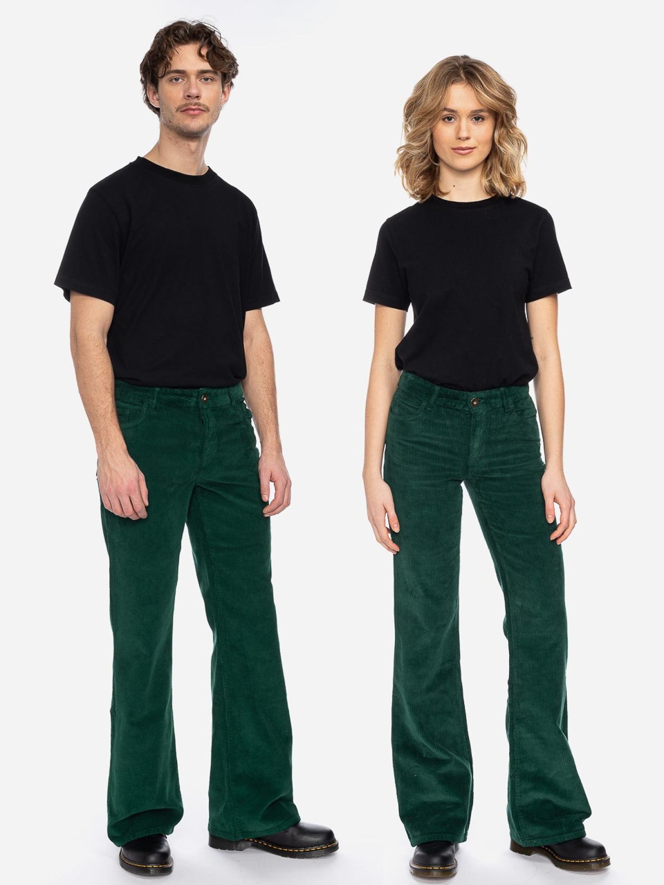 ATO Berlin | Brede ribcord broek Newton, donkergroen