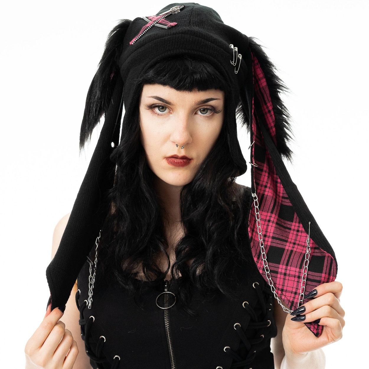 Cup Cake Cult | Punk muts Bonnie met roze tartan konijnen oren en ketting