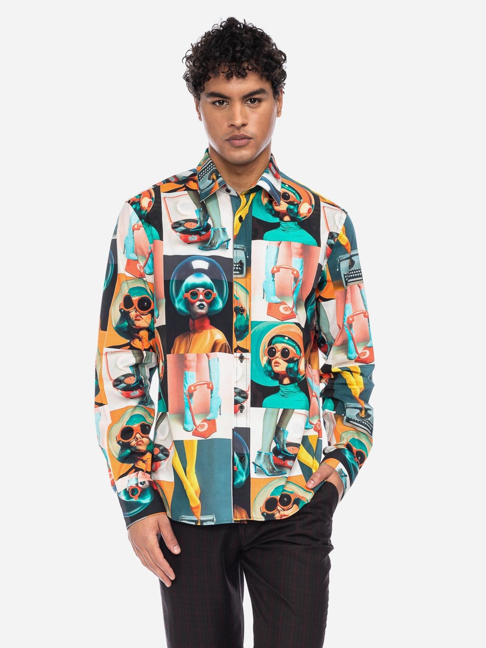 ATO Berlin | Soepel overhemd Tamuza met een kleurrijk Retro patroon, biokatoen