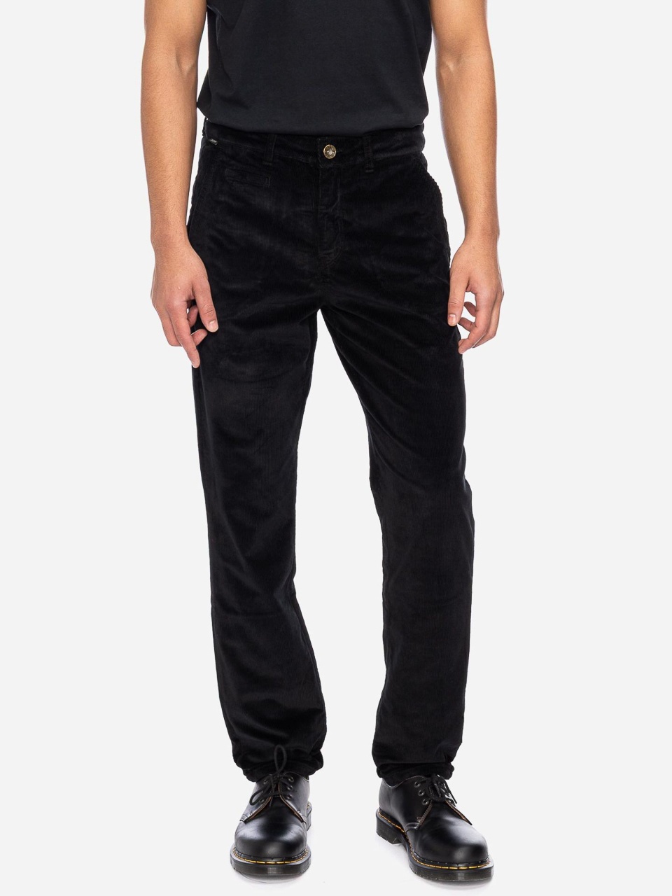ATO Berlin | Soepele chino broek, Cobra van zwarte ribcord ATO Berlin | Soepele chino broek, Cobra van zwarte ribcord