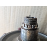 Aandrijftandwiel in motorblok 