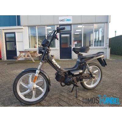 Achterspatbord Youngster ongespoten zwart