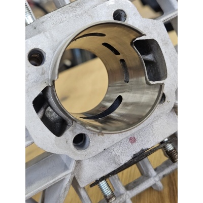 Airsal A55 65cc cilinderkit gebruikt Airsal A55 65cc cilinderkit gebruikt